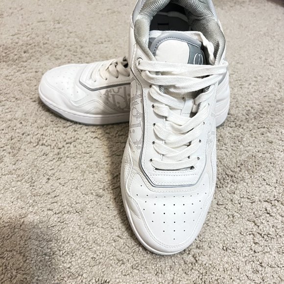 CHRISTIAN DIOR Star White Black Leather Sneakers 37 6.5  $1395 Authentic CHRISTIAN DIOR Made in ITALY Men\'s White Leather Sneakers Sz.43